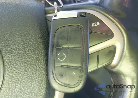 2016 Jeep Cherokee Limited z USA, uszkodzony, nr VIN 1C4PJMDS2GW119030